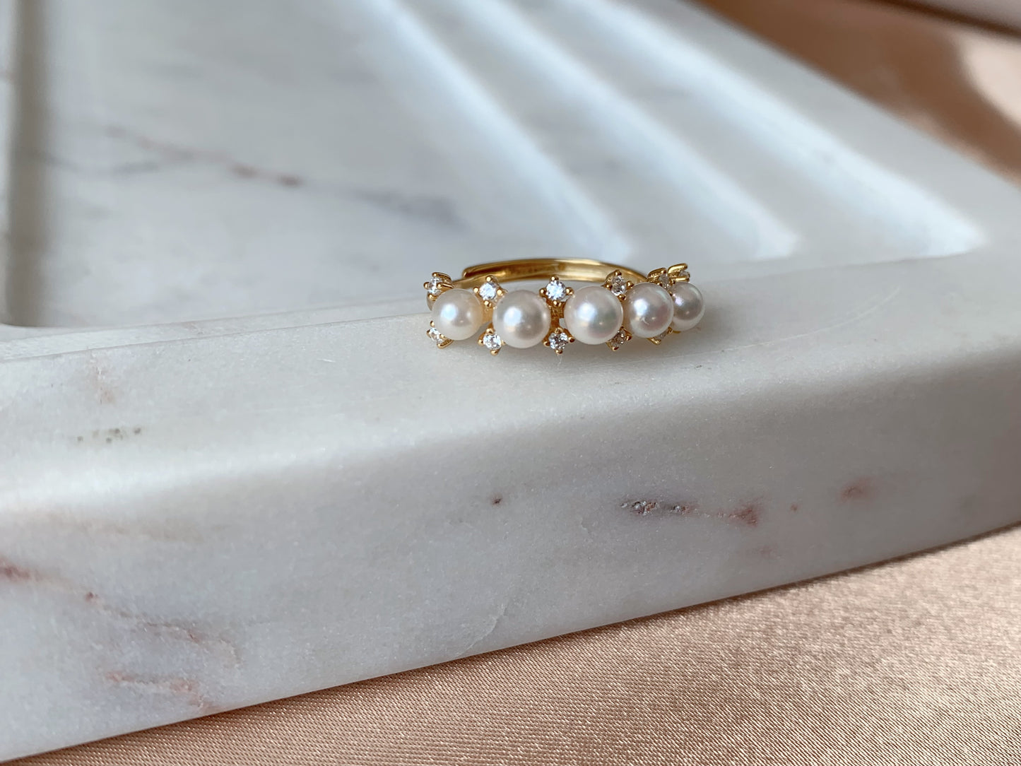 SMALL CROWN RING