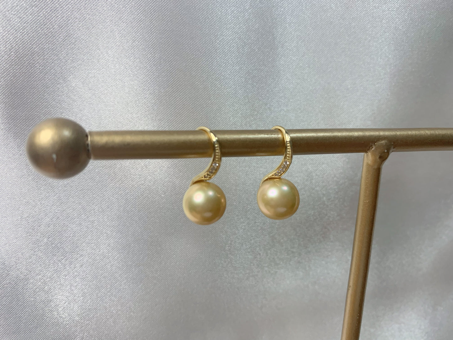 HIGH HEELS(ZIRCON) EARHOOKS