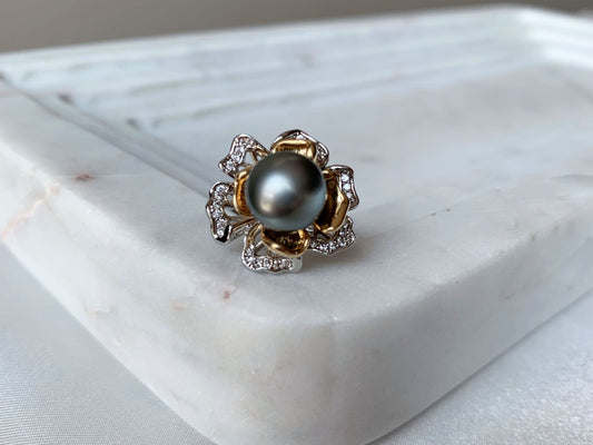 PRESERVED FLOWER RING