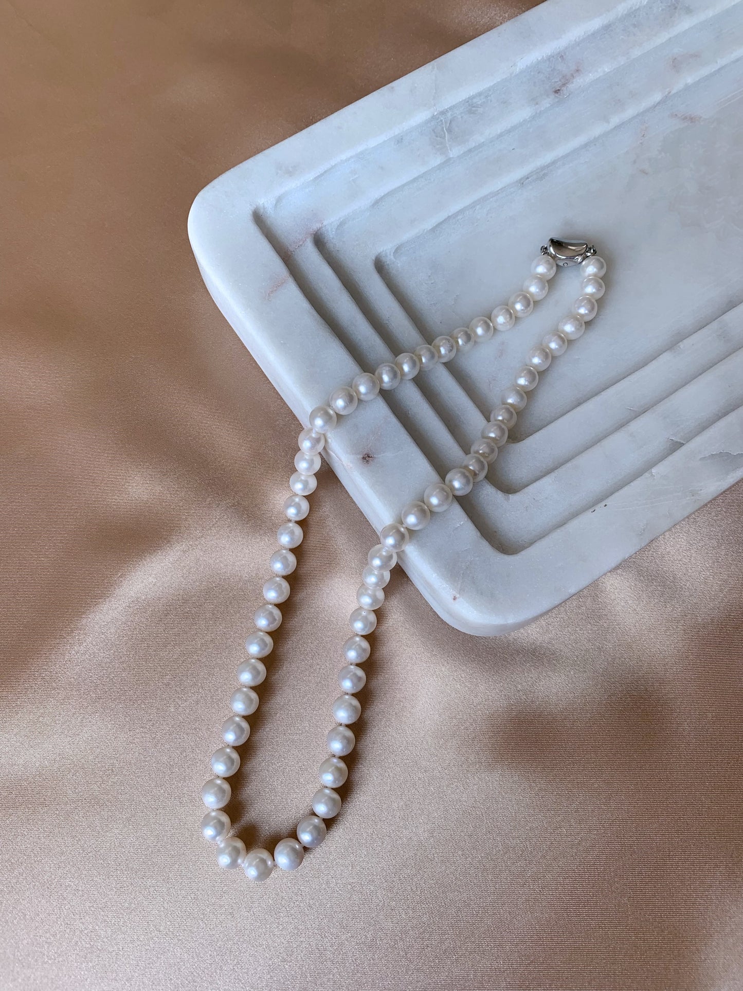 TIMELESS PEARL NECKLACE
