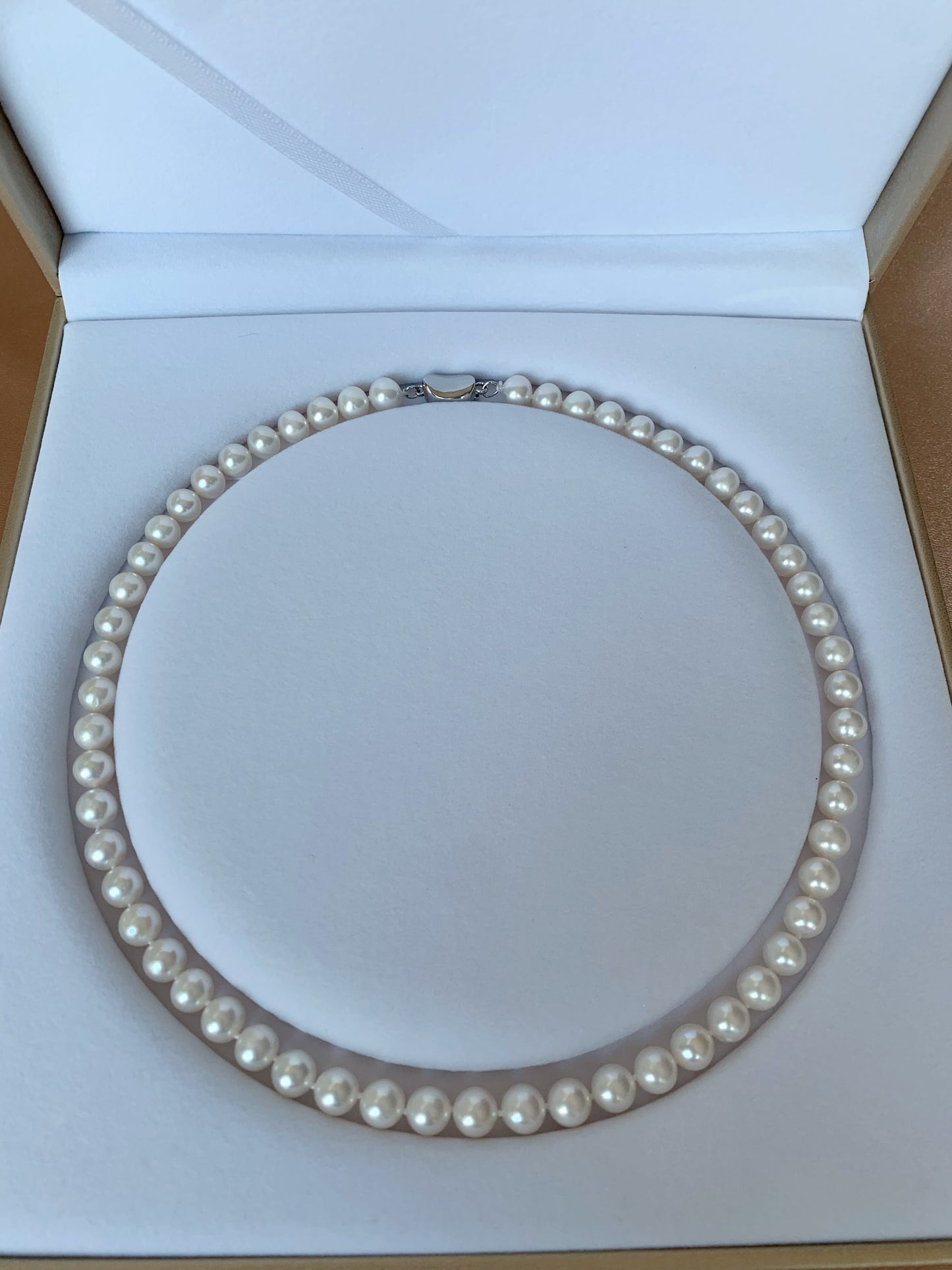 TIMELESS PEARL NECKLACE